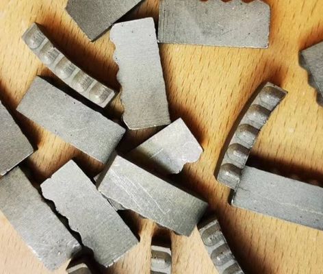 常連の鉄筋コンクリートの穿孔機の25MMから356のMMをセンター ビット