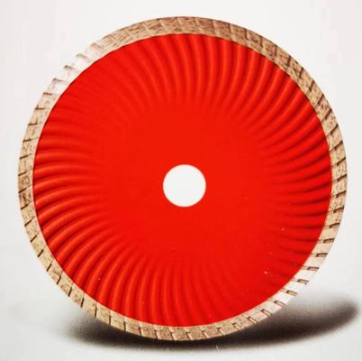 熱い押された焼結させたダイヤモンドの鋸歯ターボはダイヤモンドの刃250mmを区分した